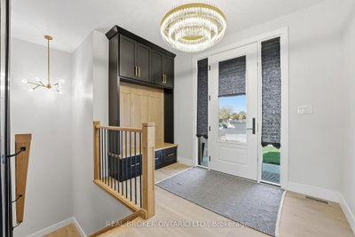 48 Rebecca Drive • Aylmer, ON photo 3