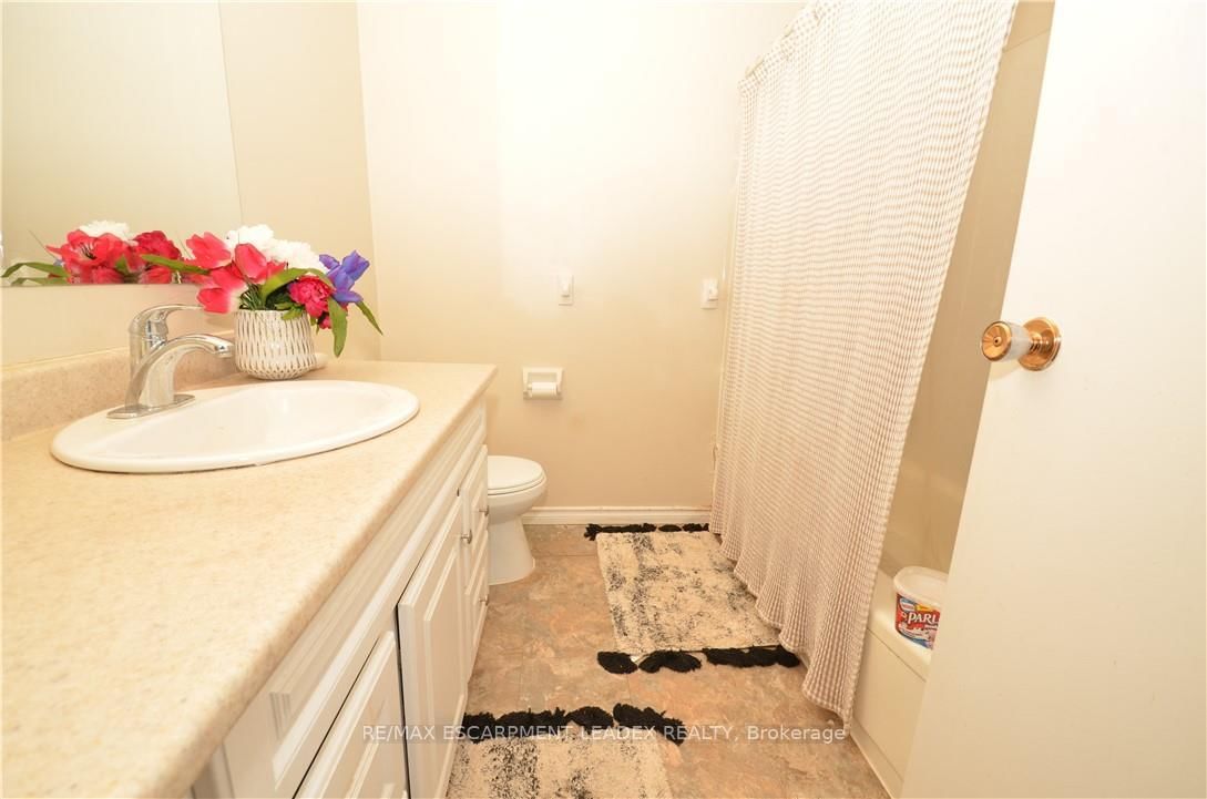 490 GREY Street E, Unit 23 - Photo 13