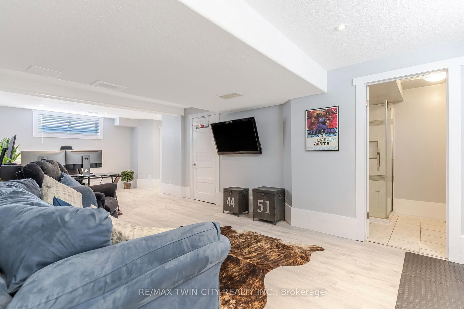 685 COLDSTREAM Drive W - Photo 34