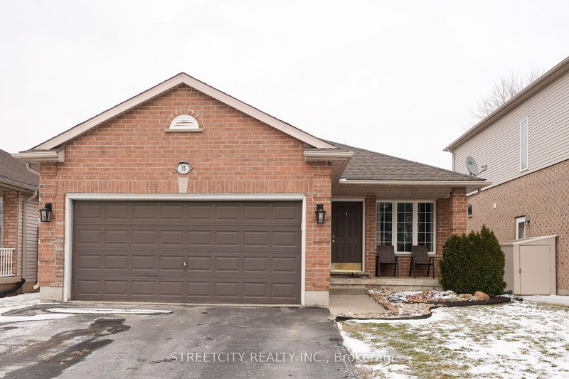 home for sale on 35 Juniper Crescent