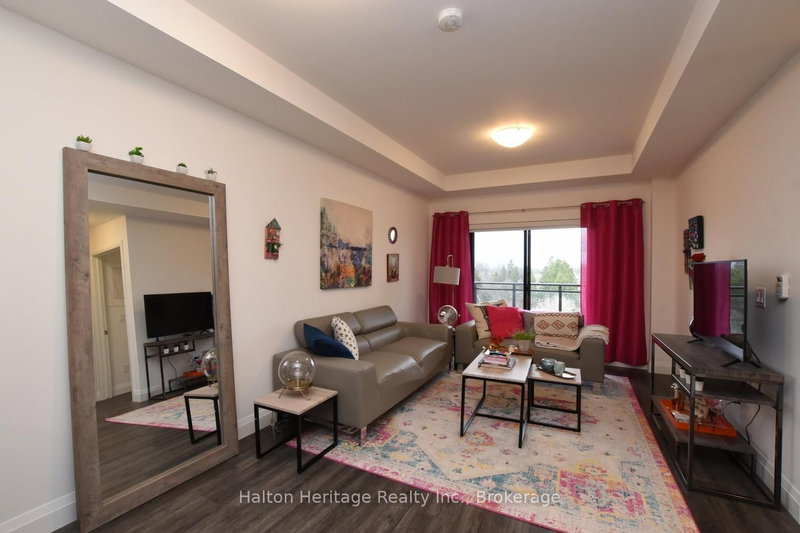 601 - 30 Hamilton St S, Hamilton, L8B 1V8 | Image 2