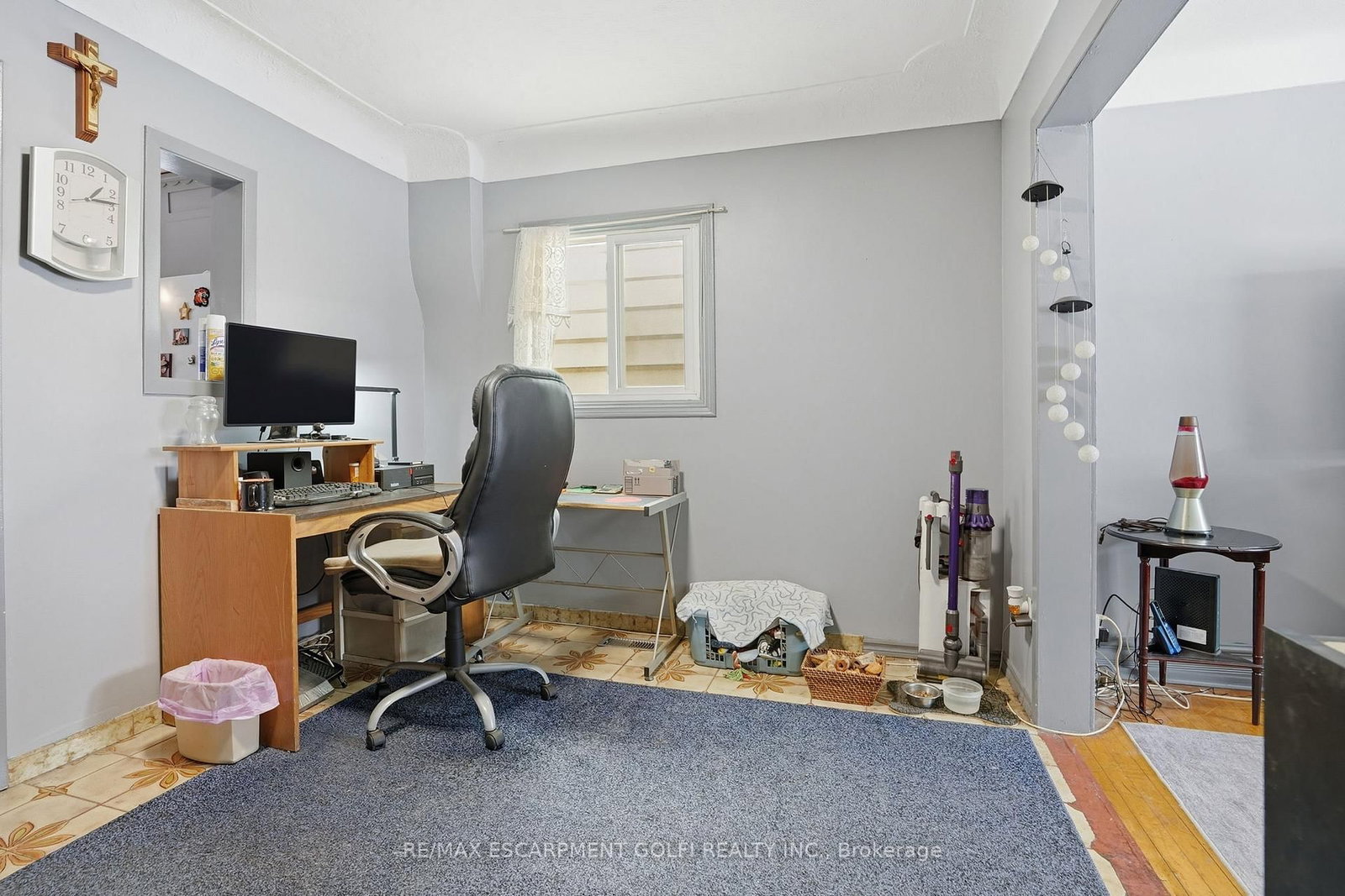 Detached House for sale at 121 Gibson Avenue, Hamilton, Ontario, L8L 6J9 - Gibson - MLS: X12895732