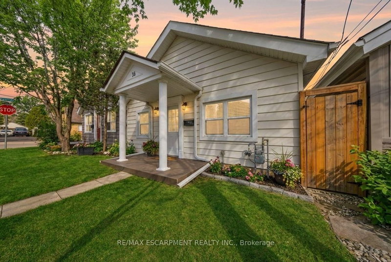 36 Queensdale Ave W, Hamilton, L9C 1B5 | Image 2