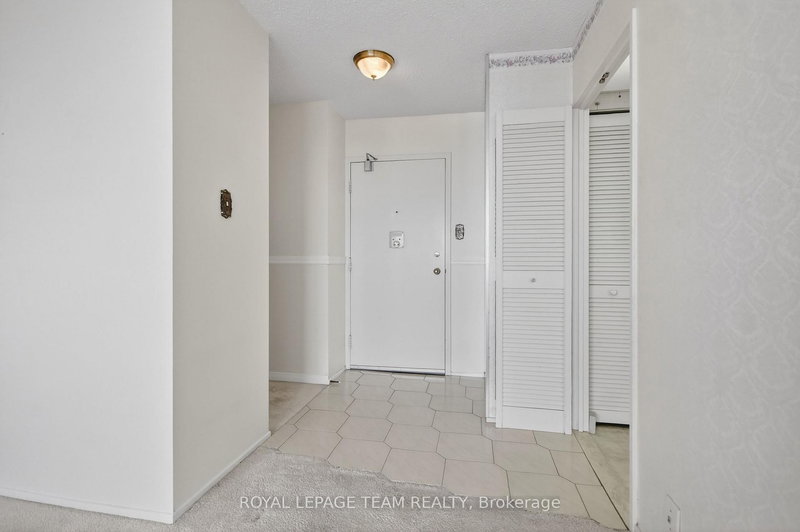 708 - 1285 Cahill Dr, Ottawa, K1V 9A7 | Image 3