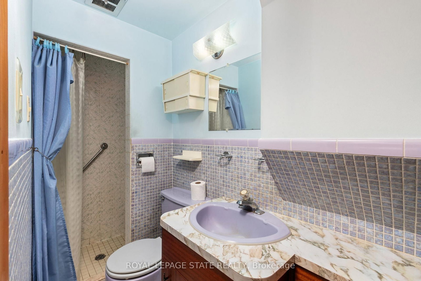 Detached House for sale at 33 Orlanda Road, Hamilton, Ontario, L8G 2K3 - Greenford - MLS: X12896430