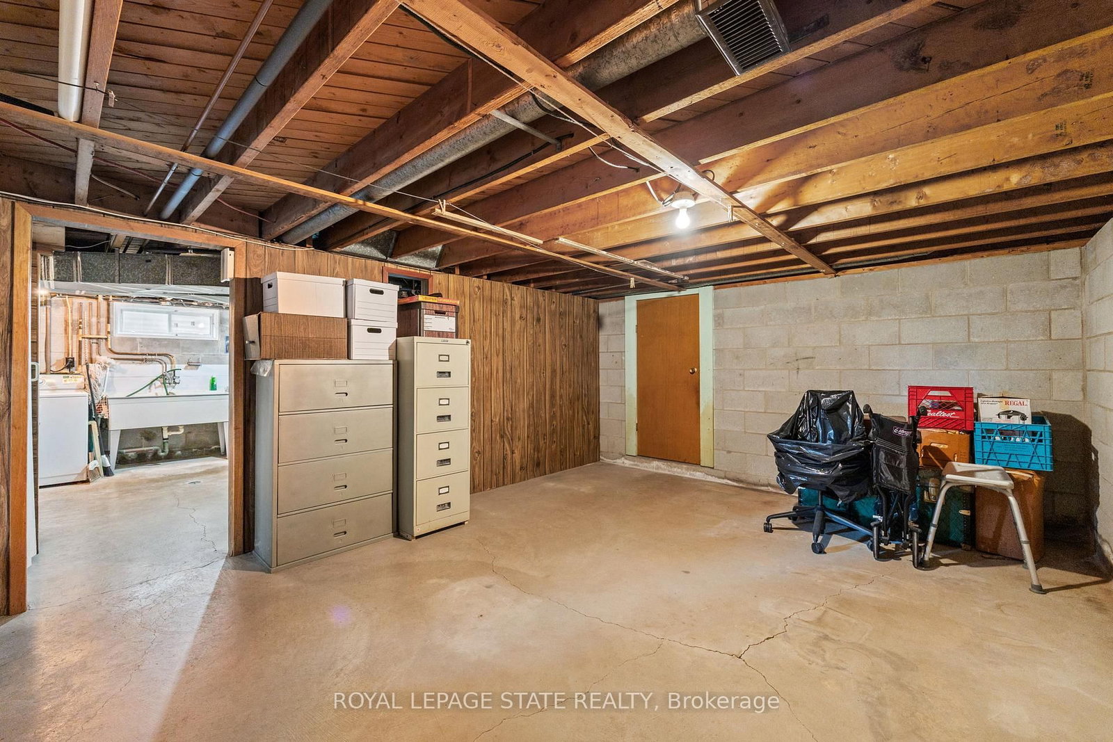 Detached House for sale at 33 Orlanda Road, Hamilton, Ontario, L8G 2K3 - Greenford - MLS: X12896430