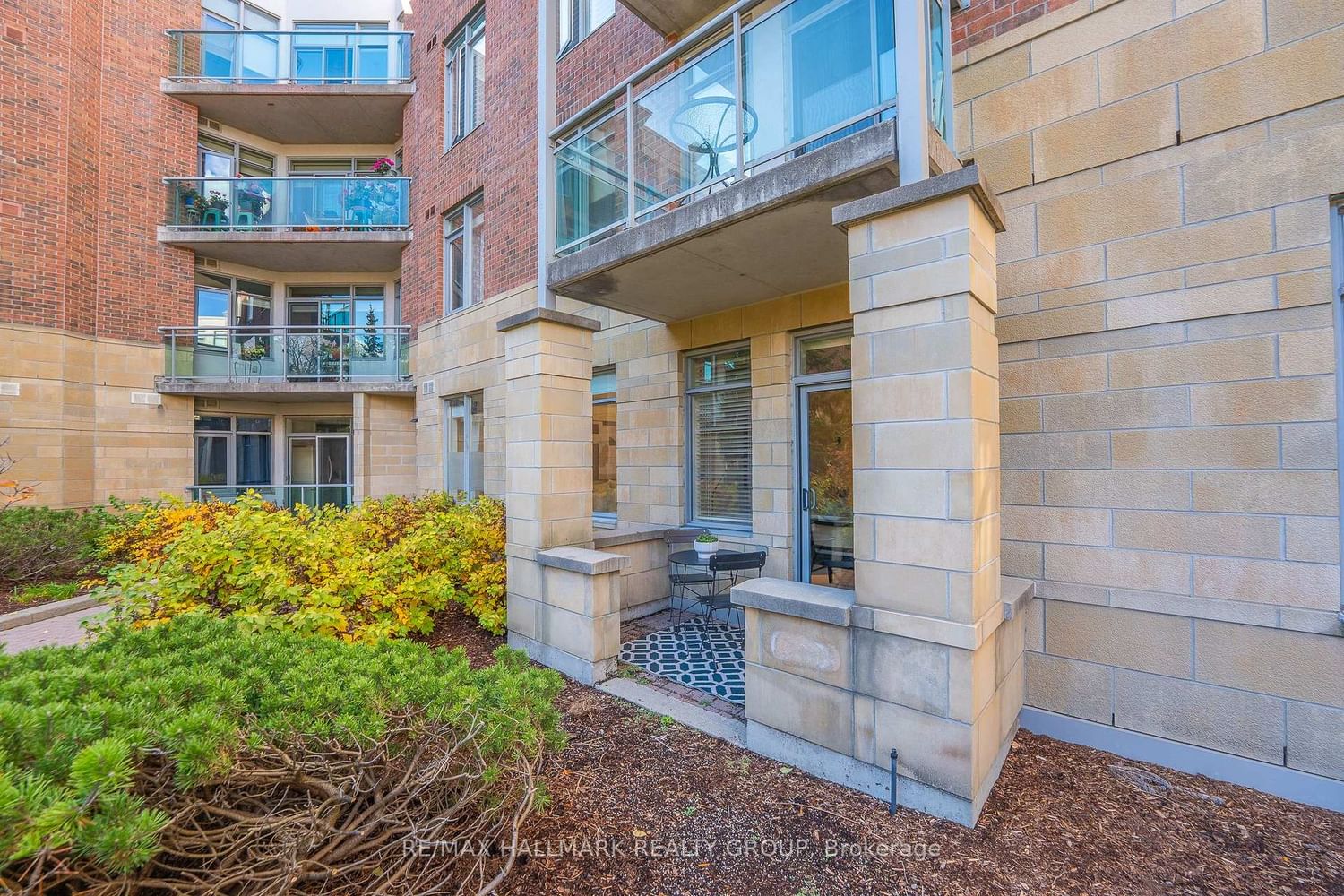 205 Bolton Street, Unit 129 - Photo 48
