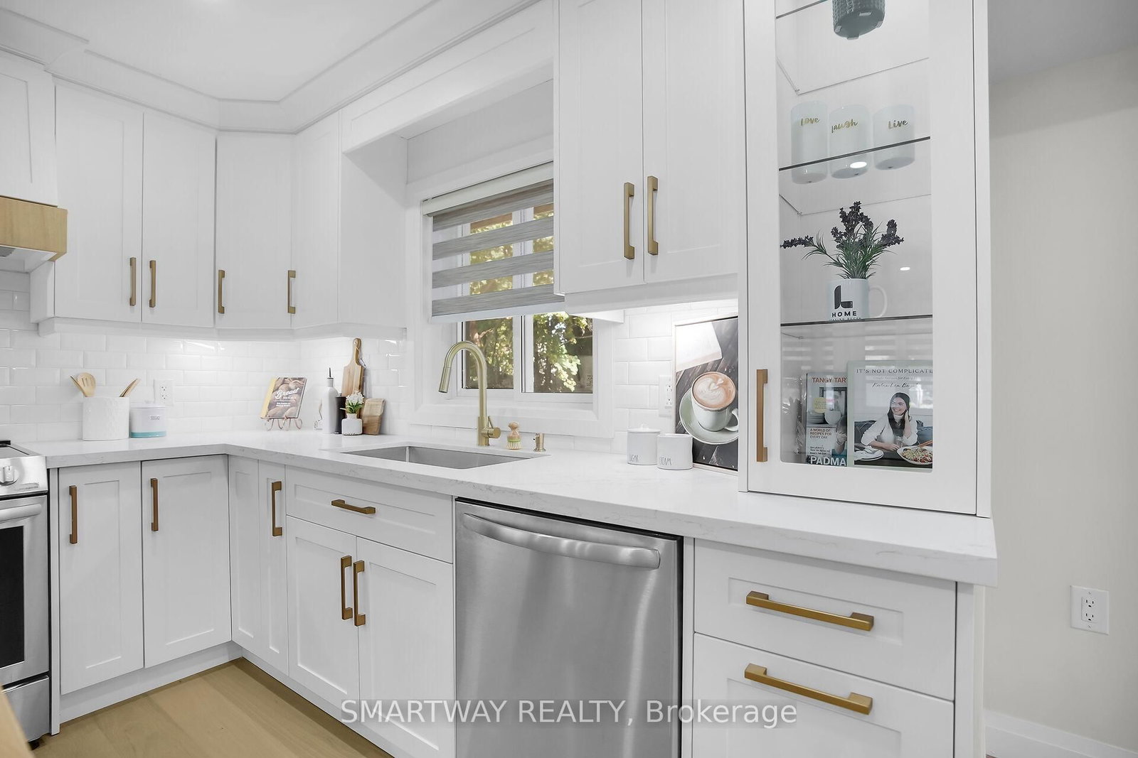 Detached House for sale at 633 Donegal Drive, London North, Ontario, N6H 3H6 - North P - MLS: X12896518