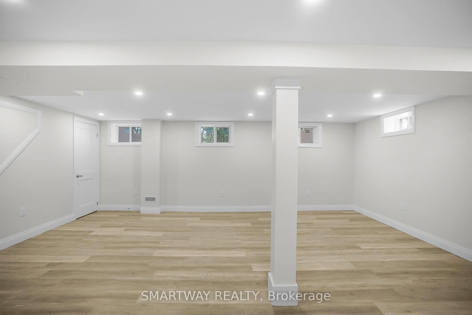 Detached House for sale at 633 Donegal Drive, London North, Ontario, N6H 3H6 - North P - MLS: X12896518