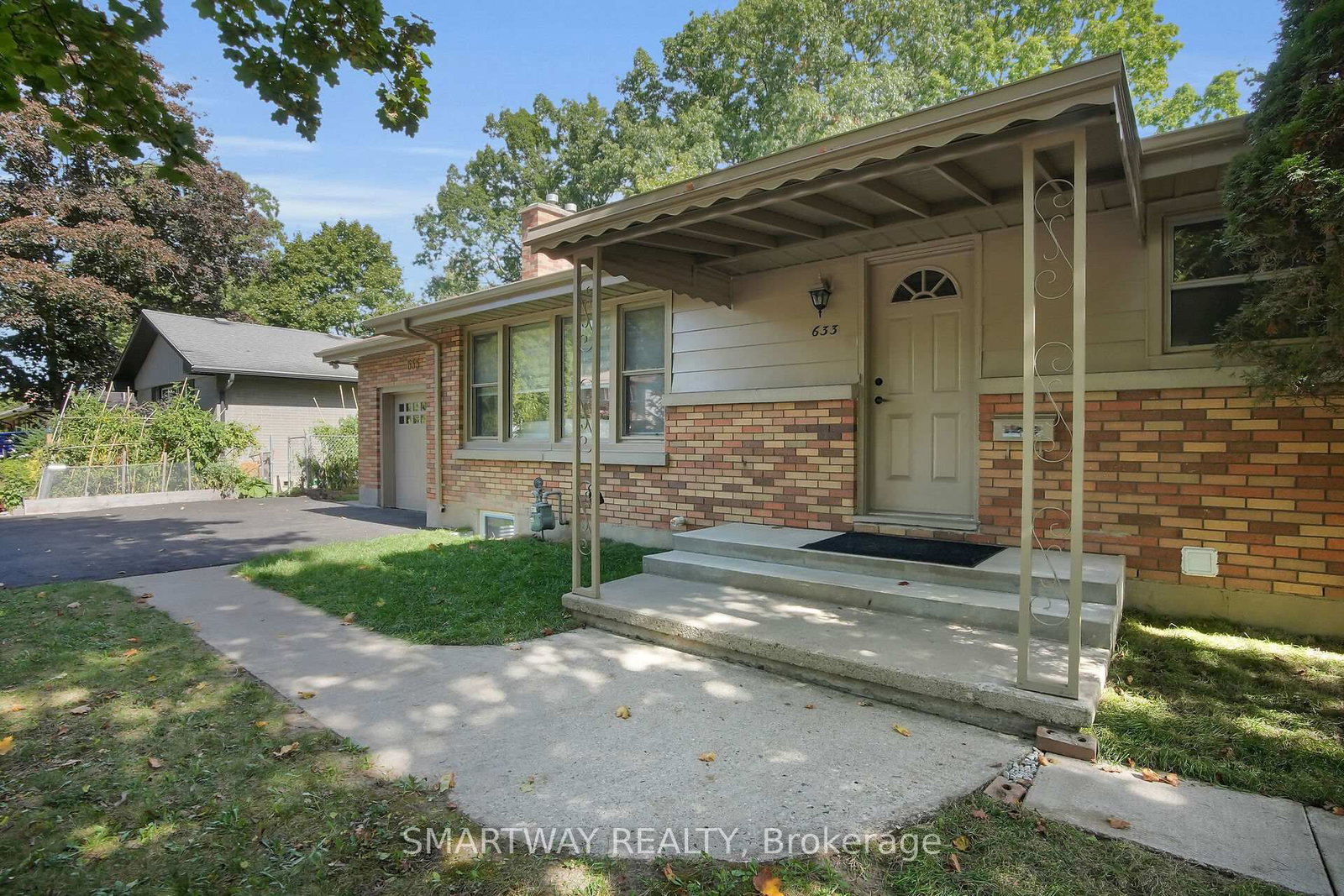 Detached House for sale at 633 Donegal Drive, London North, Ontario, N6H 3H6 - North P - MLS: X12896518