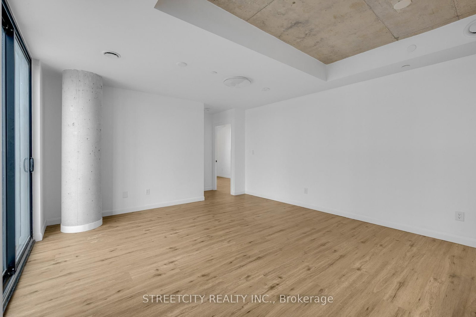 7 Erie Avenue, Unit 606 - Photo 11