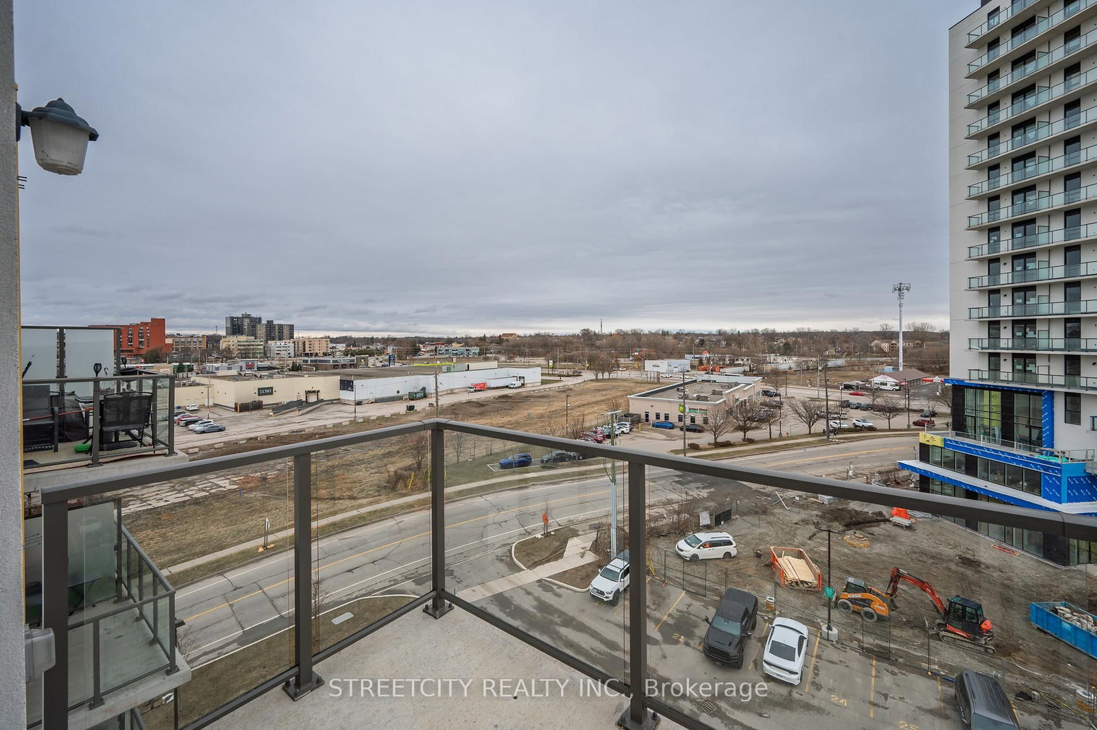 7 Erie Avenue, Unit 606 - Photo 19