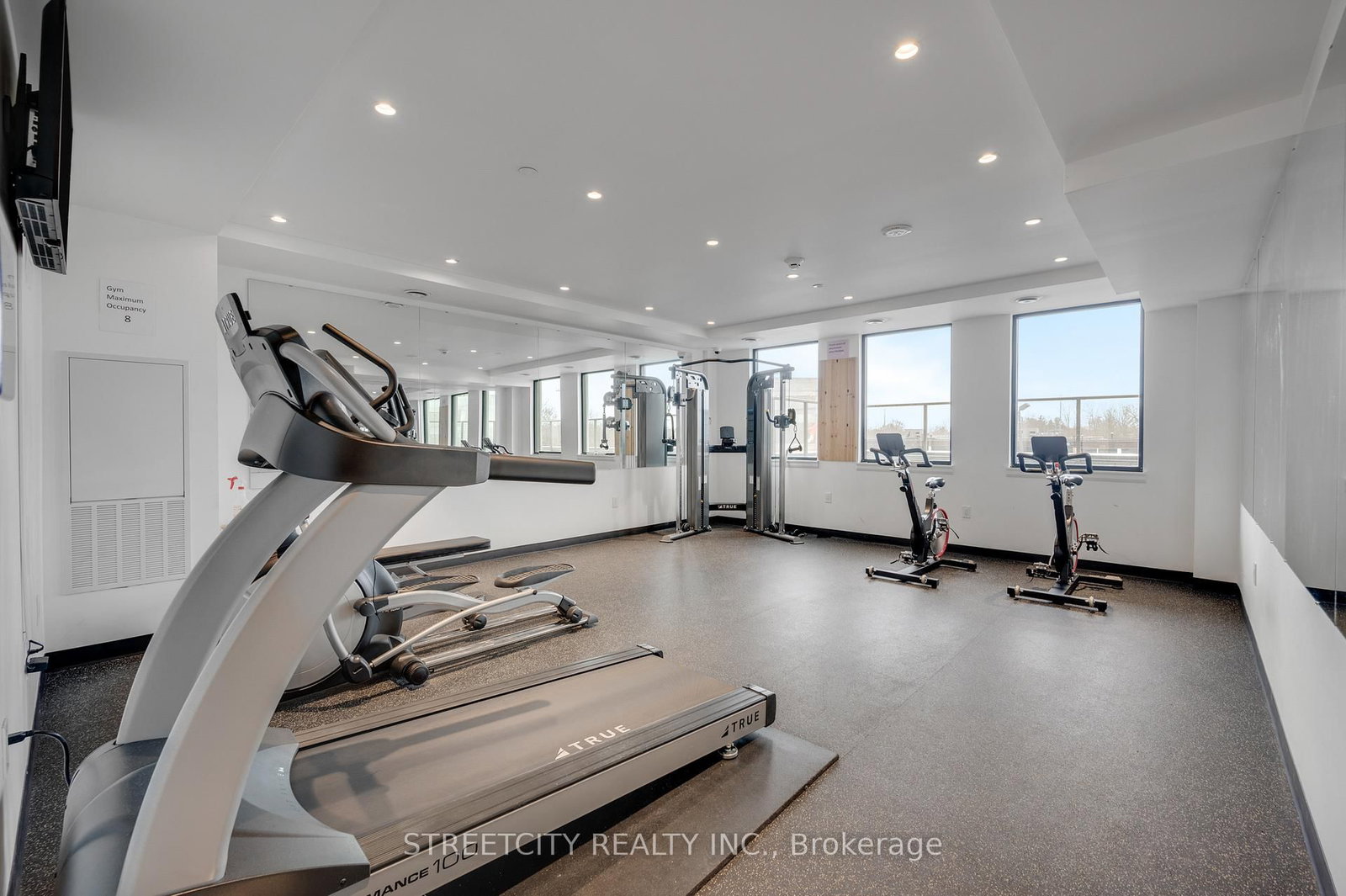 7 Erie Avenue, Unit 606 - Photo 22