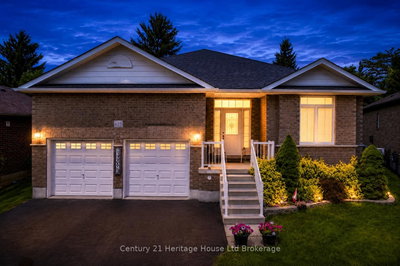 619 Fox Hollow Court • Woodstock, ON photo 2