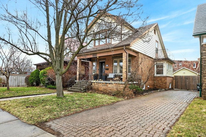 home for sale on 69 Balmoral Avenue S