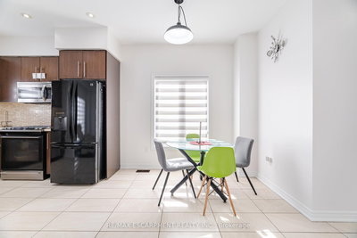 136 Westbank Trail, Hamilton, Ontario image-0-4