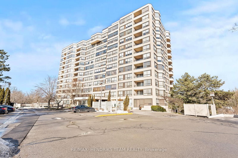 702 - 3 Towering Hts Blvd, St. Catharines, L2T 4A4 | Image 2