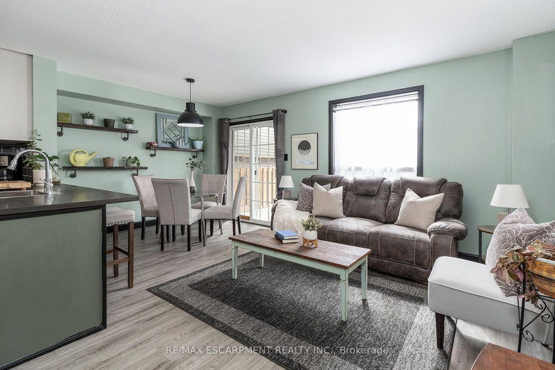 80 Foxborough Dr, Hamilton, L9G 4Y8 | Image 3