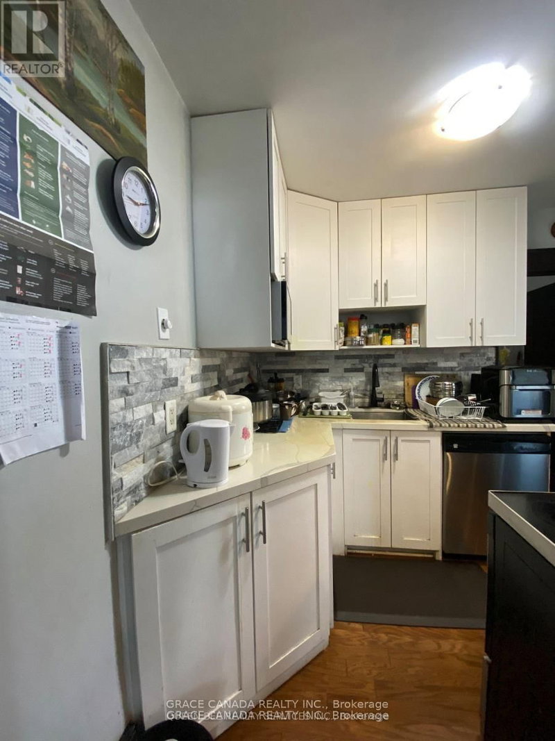 Main Level - 4765 Sixth Ave, Niagara Falls, L2E 4T6 | Image 3