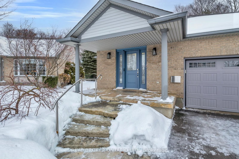 13 Burlwood Dr, Woolwich, N3B 3L2 | Image 2