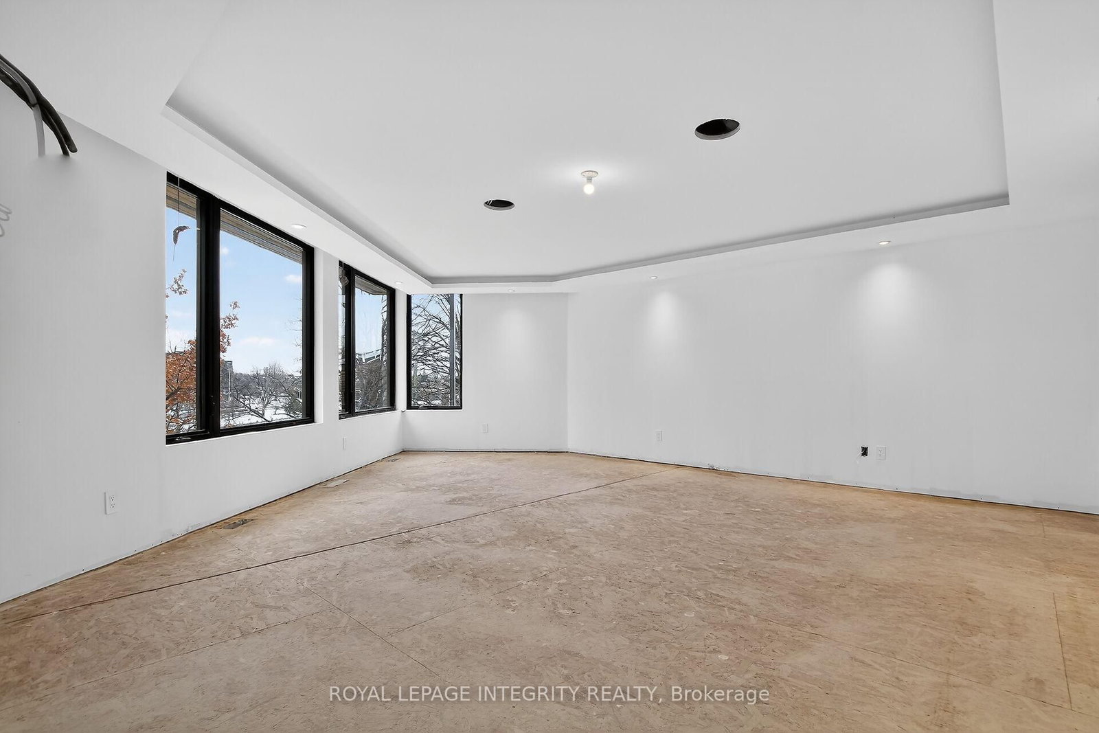 112 Queen Elizabeth Drive • Ottawa, ON photo 27