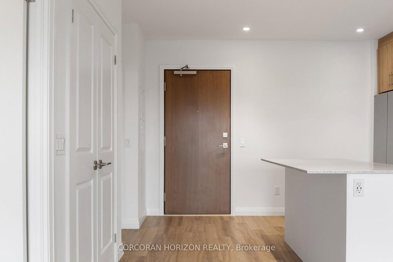 717 - 525 New Dundee Rd, Kitchener, N2P 0K8 | Image 2