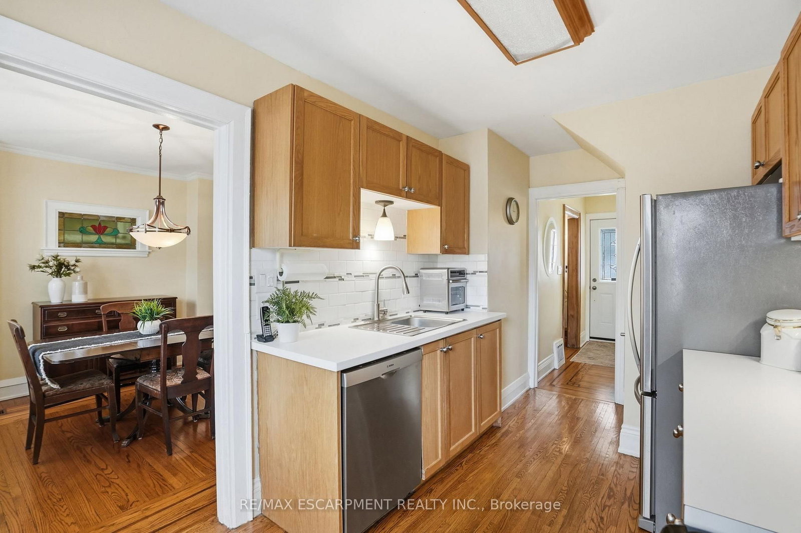 Detached House for sale at 223 Park Row, Hamilton, Ontario, L8K 2K4 - Delta - MLS: X12897048