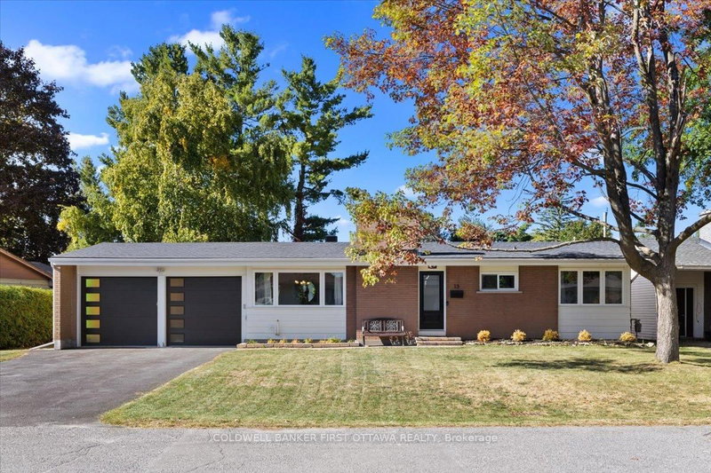 home for sale on 13 Edgebrook Road