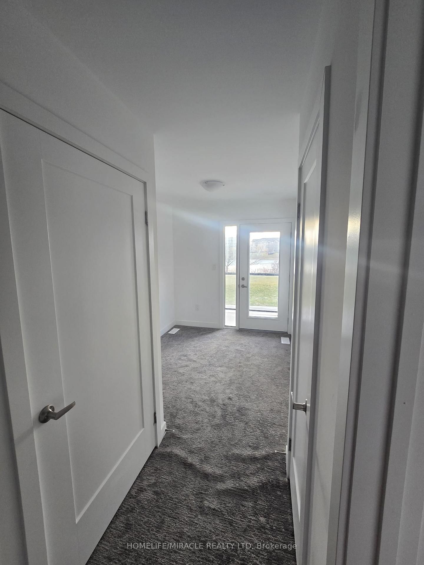 18 Marina Palace E - Photo 10