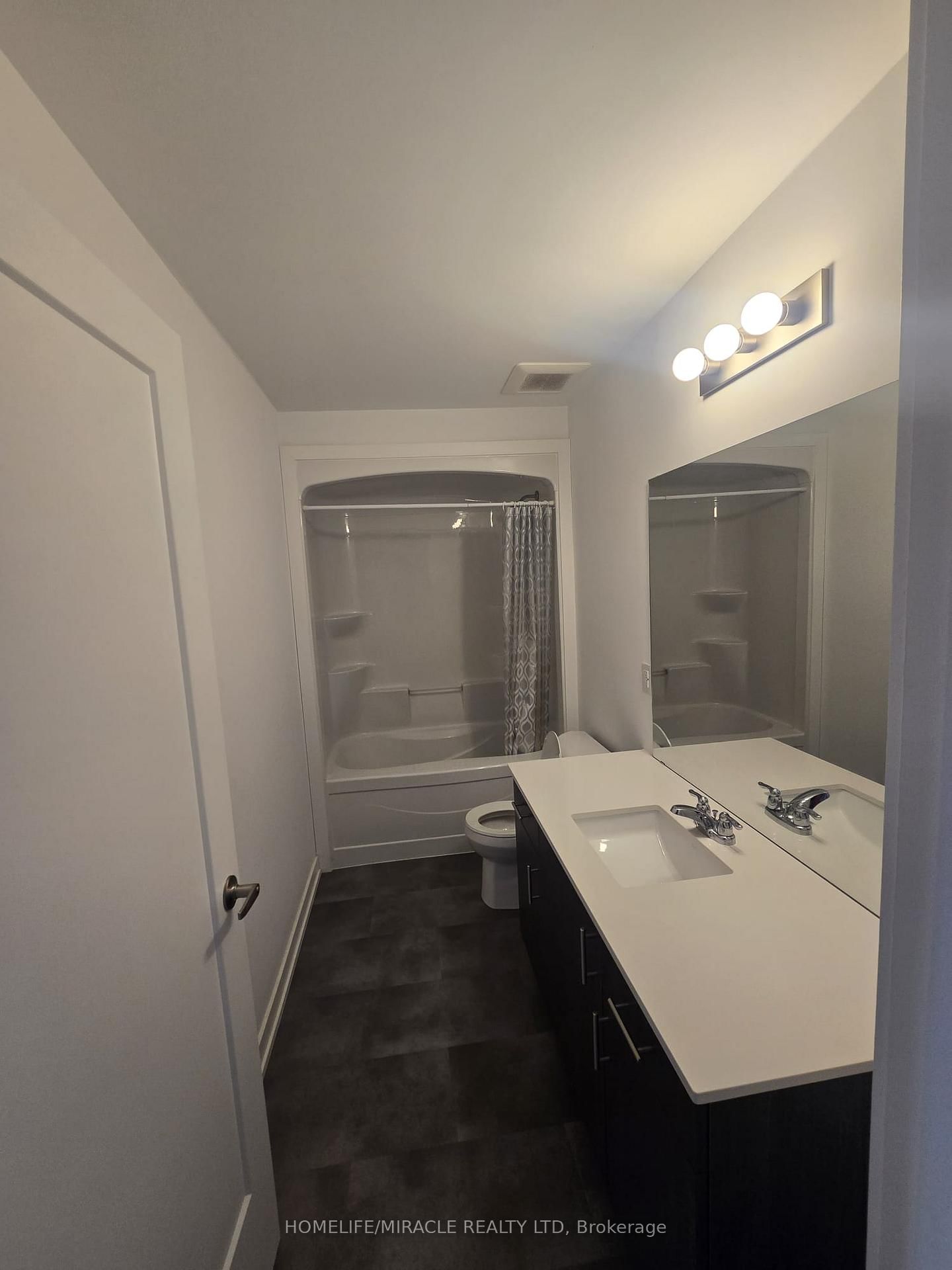 18 Marina Palace E - Photo 17