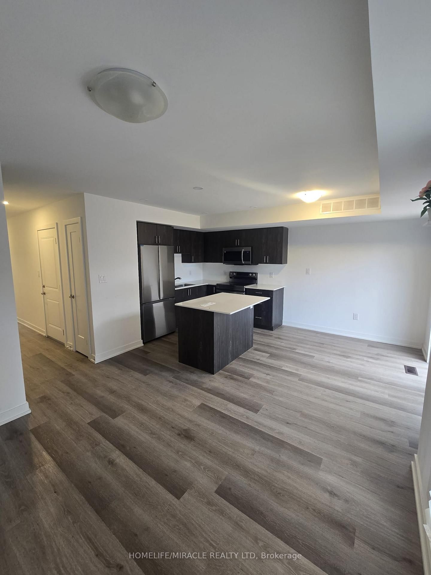 18 Marina Palace E - Photo 5