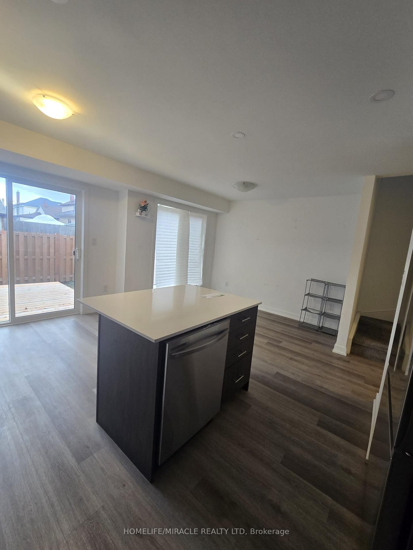 18 Marina Palace E - Photo 7