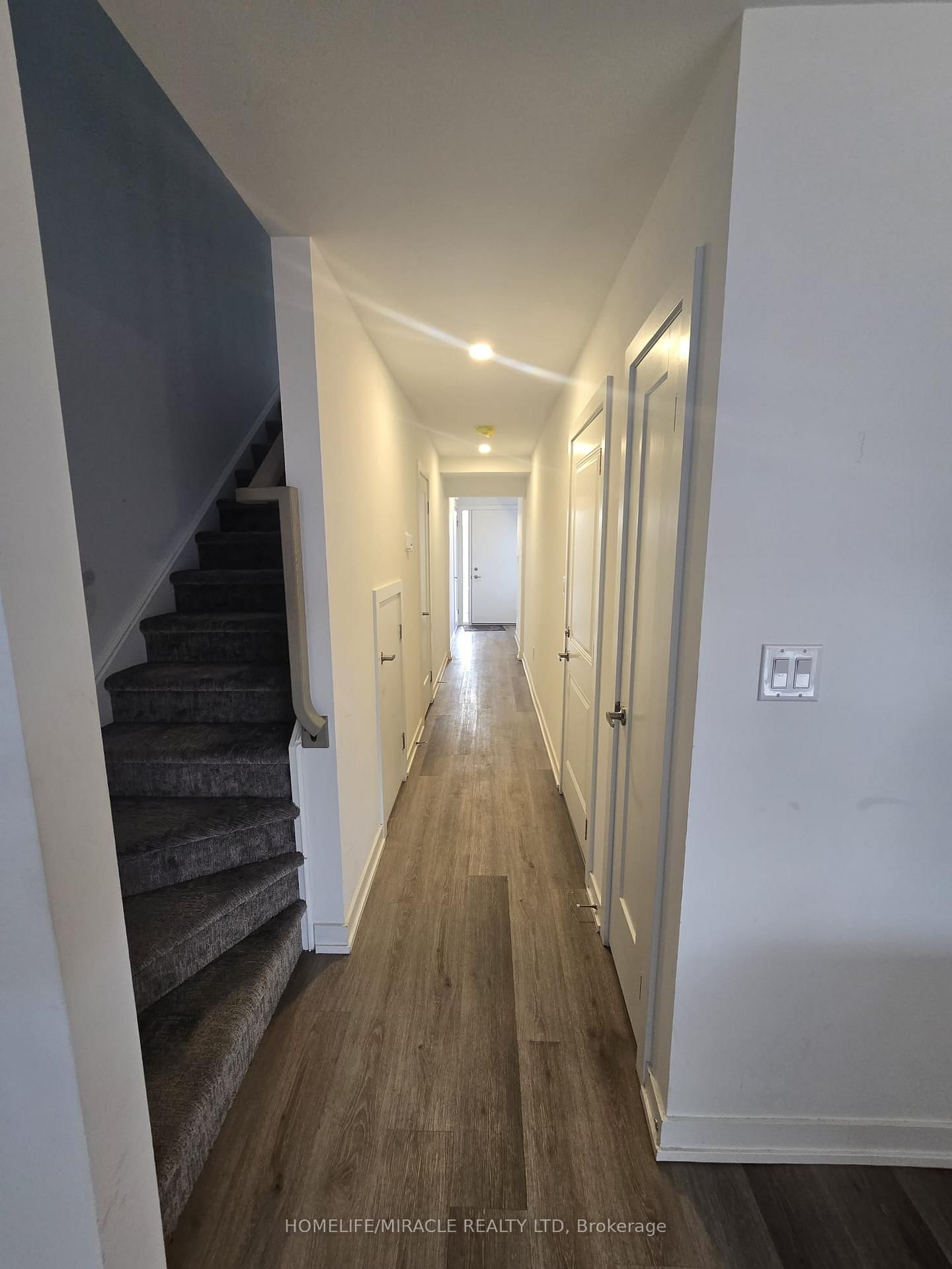 18 Marina Palace E - Photo 8