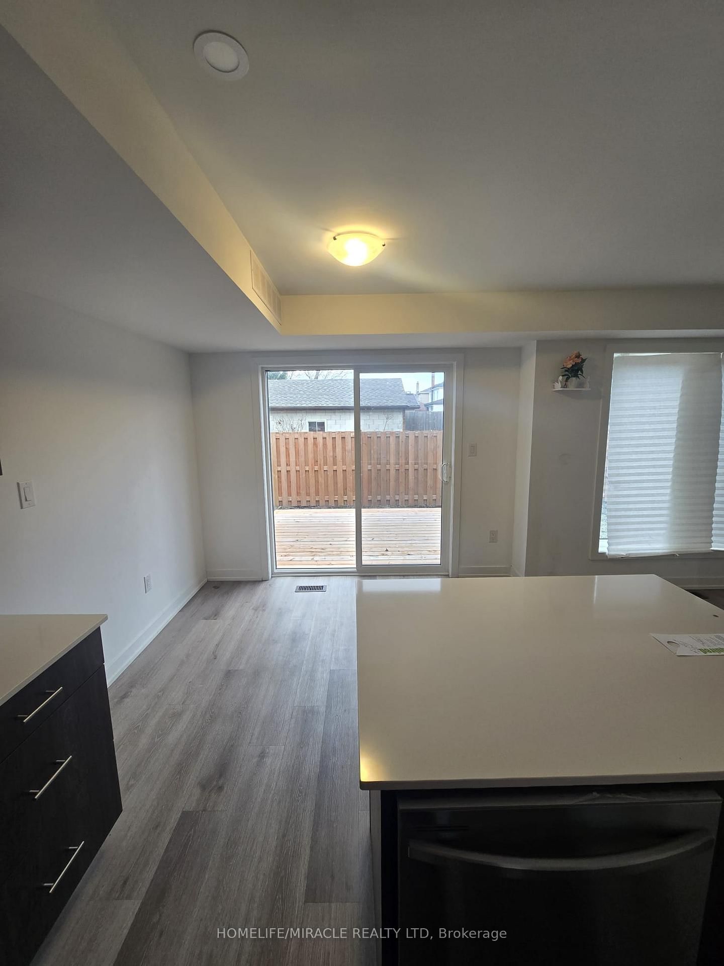 18 Marina Palace E - Photo 9