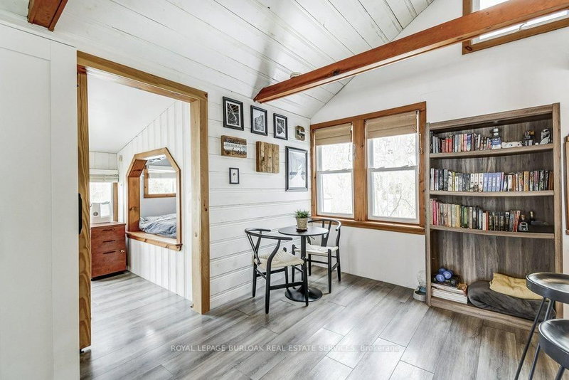 716 Sandy Bay Rd, Haldimand, N1A 2W6 | Image 3