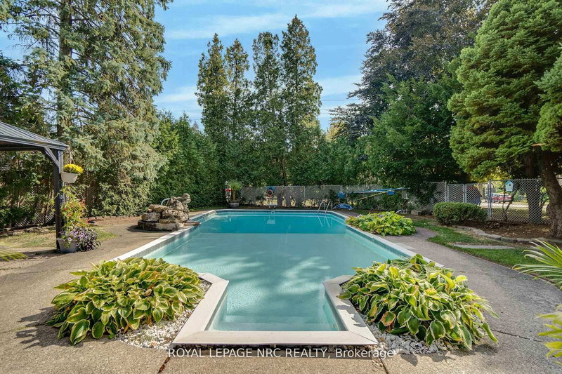 6511 Riall St, Niagara Falls, L2J 1Z4 | Image 3