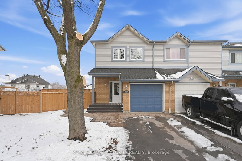 home for sale on 727 Hancock Crescent