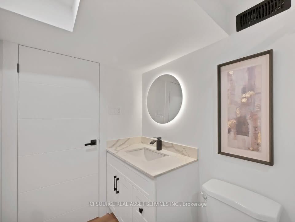 Semi-Detached House for lease at 20 Hill Street, Hamilton, Ontario, L8P 1W7 - Kirkendall - MLS: X12898280