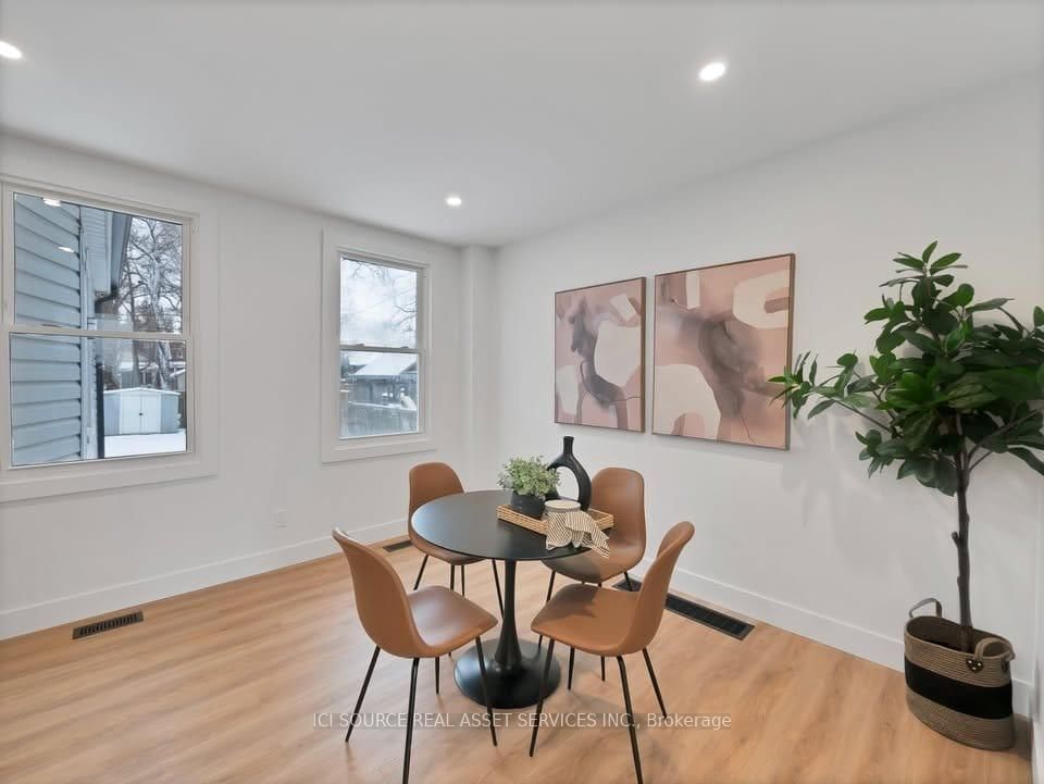 Semi-Detached House for lease at 20 Hill Street, Hamilton, Ontario, L8P 1W7 - Kirkendall - MLS: X12898280