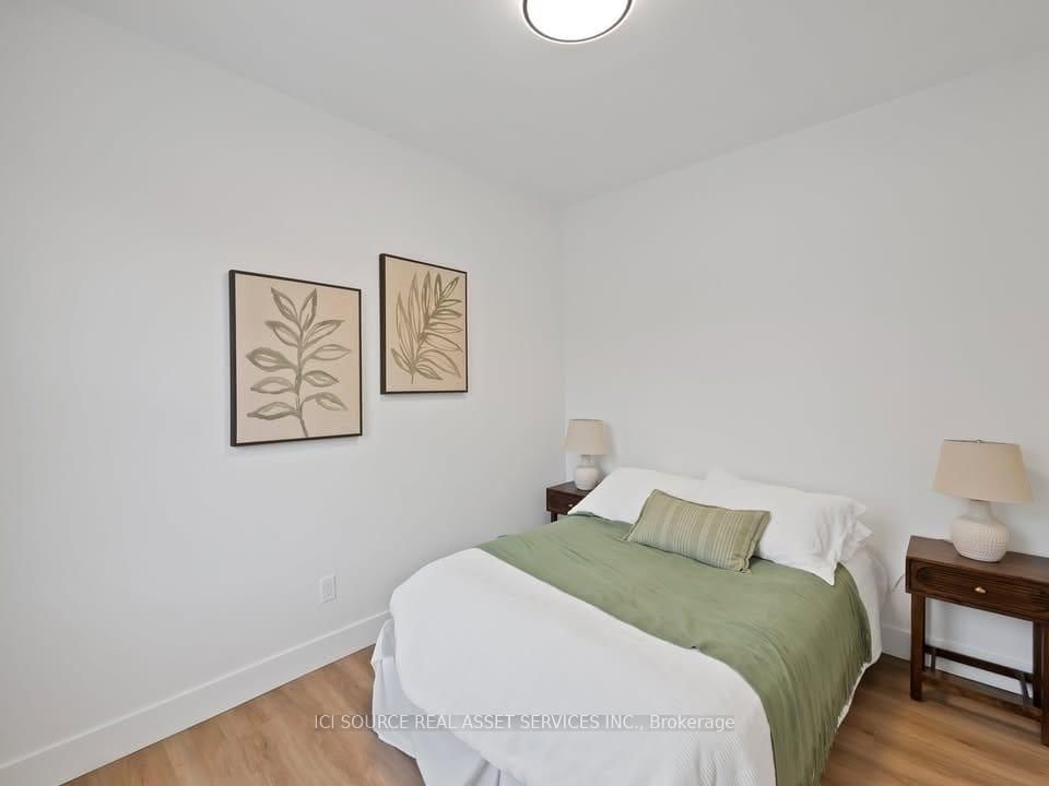 Semi-Detached House for lease at 20 Hill Street, Hamilton, Ontario, L8P 1W7 - Kirkendall - MLS: X12898280