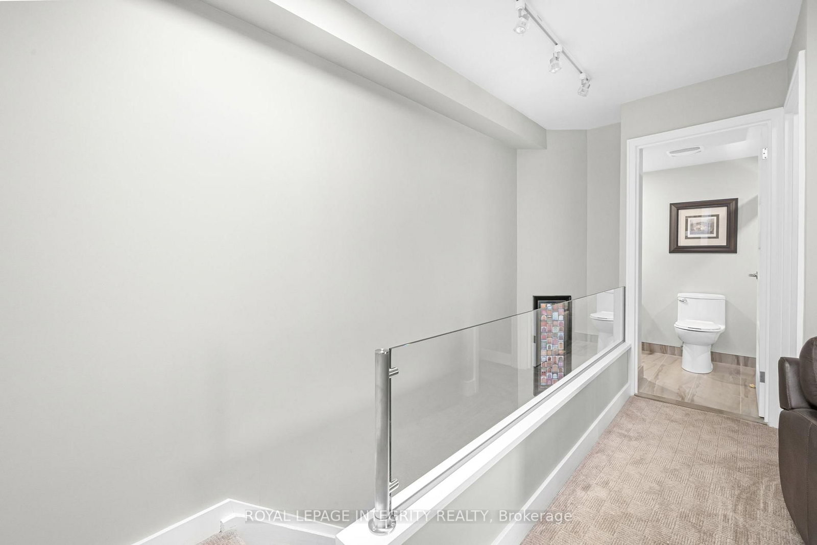 150 Waverley Street, Unit 2C - Photo 31