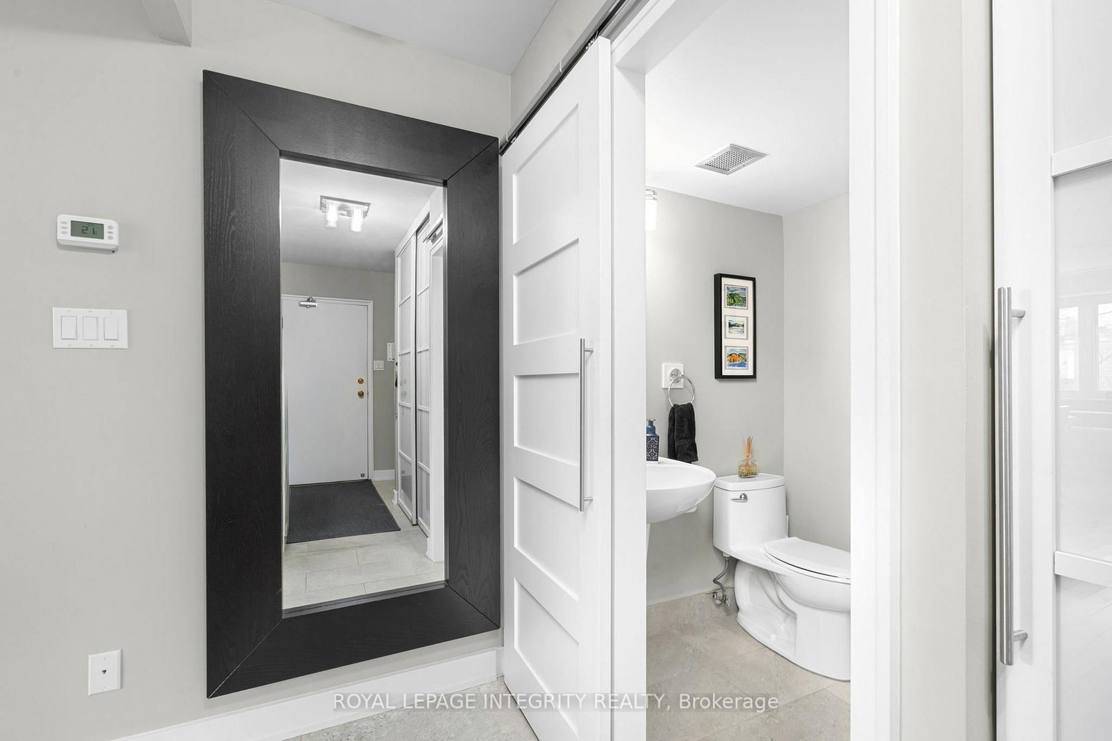 150 Waverley Street, Unit 2C - Photo 4