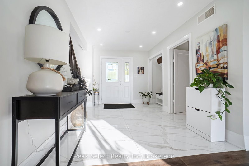 1982 Road 163, Perth South, N4X 1C4 | Image 2