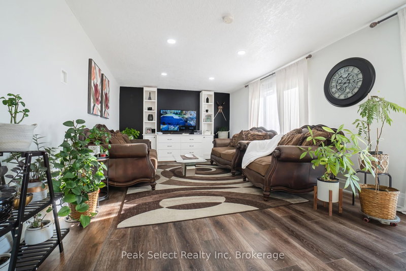 1982 Road 163, Perth South, N4X 1C4 | Image 3