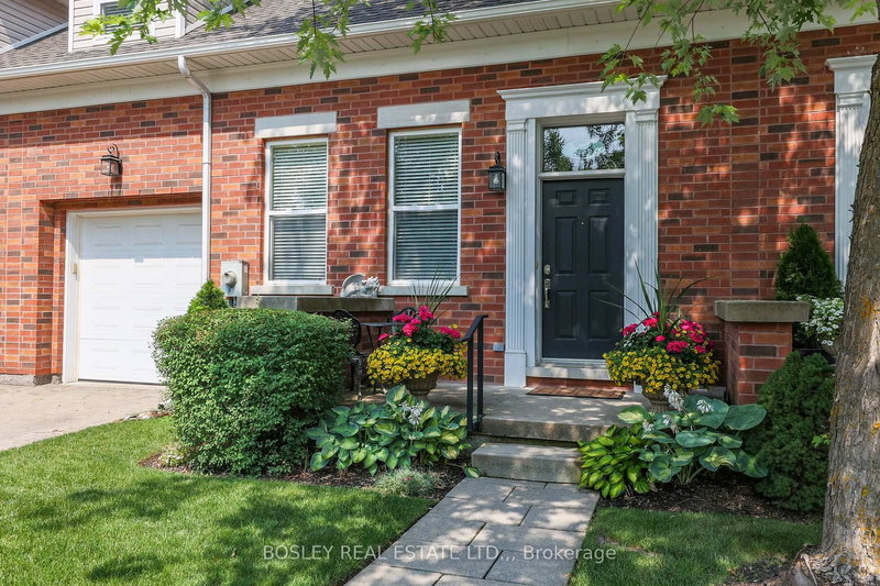 TH 3 - 481 Victoria St, Niagara-on-the-Lake, L0S 1J0 | Image 2