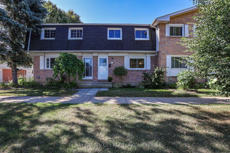 home for sale on 85-185 Denistoun Street