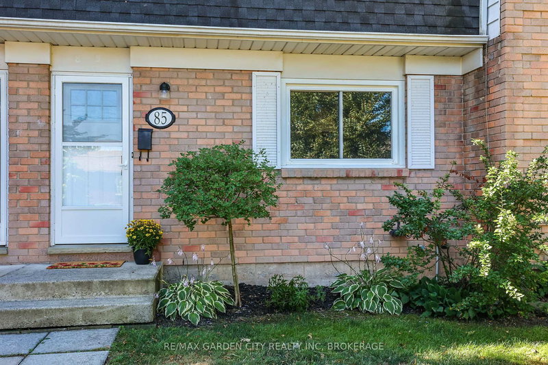 85 - 185 Denistoun St, Welland, L3C 6J6 | Image 3