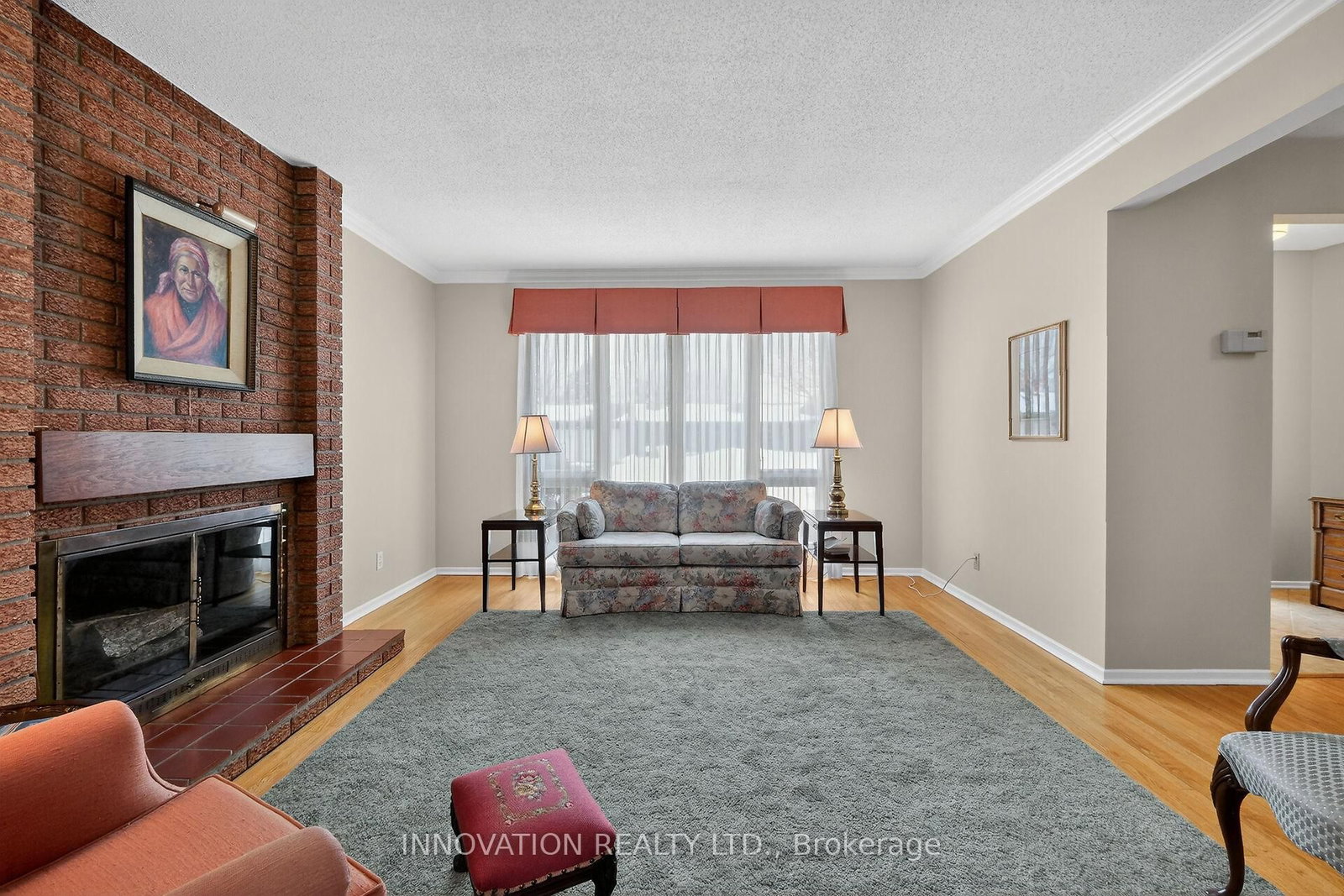 Listing Image 7