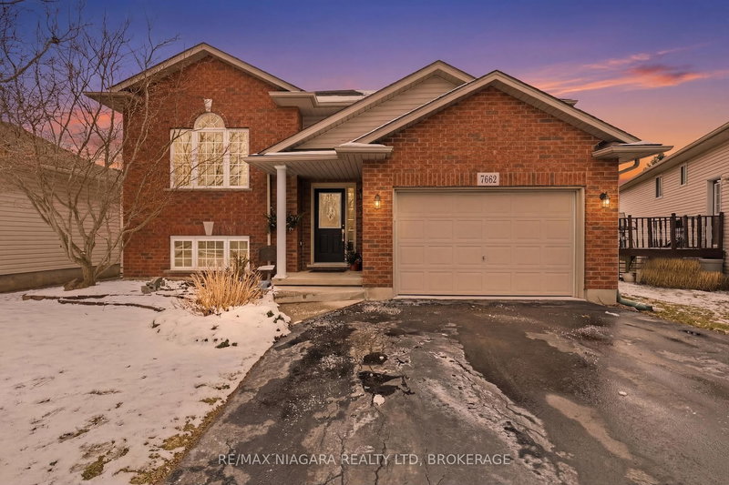 7852 Charnwood Ave, Niagara Falls, L2H 3E2 | Image 3