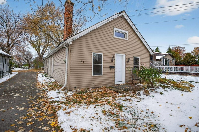 71 Teal Ave, Hamilton, L8E 3B3 | Image 2